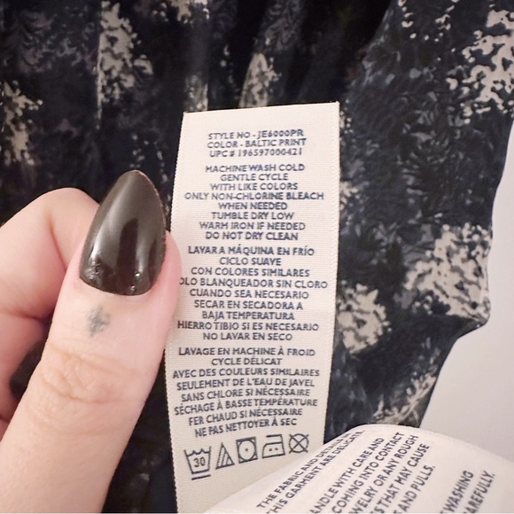 Joie Baltic Dress Pleated Shift Mini Sleeveless Navy Abstract Floral - Picture 6 of 9